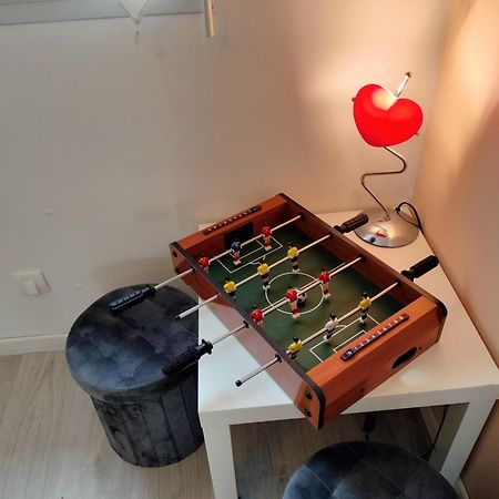 Un Studio Avec Une Entree Independante Thilouze Esterno foto